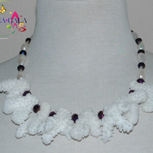 White Faux Coral & Freshwater Pearls Necklace & Earring Set.