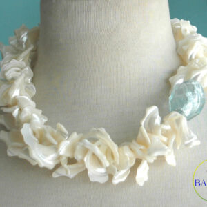 Ivory Mother of Pearl Necklace & Earring Set.