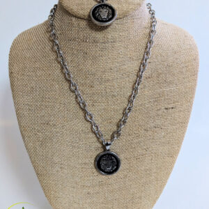 Leo Zodiac Sign Pendant Set.