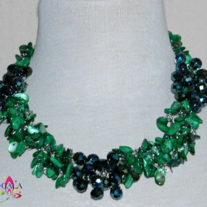 Dyed Emerald Green Natural Mother Of Pearl Necklace & Earring Set.
