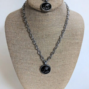 Aquarius Zodiac Sign Pendant Set.